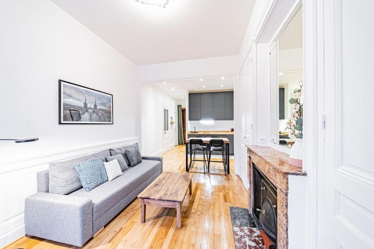 Aapartment With Character Parquet Flooring Fireplace - Charpennes Villeurbanne Zewnętrze zdjęcie